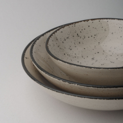 Bowl Ø 19.5 cm H: 5.5 cm - Gaya Atelier light grey speckled