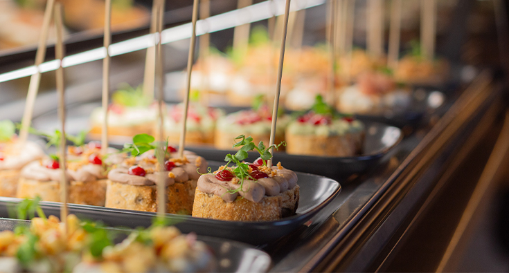 Fine Dining: Raffiniertes Restaurant mit Tapas-Spezialitäten